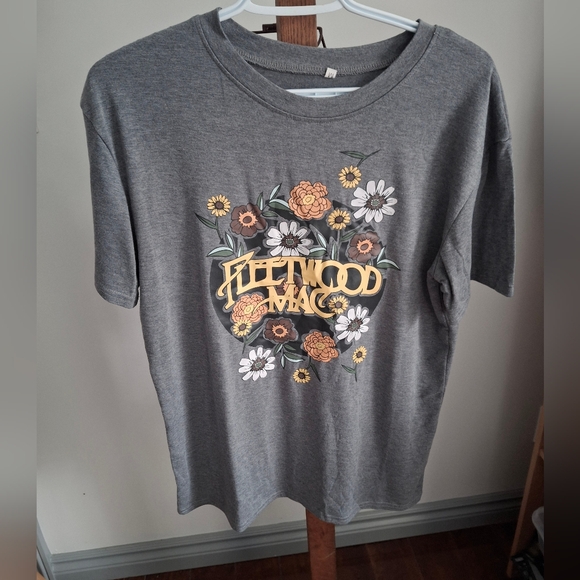 Fleetwood Mac Tops - Fleetwood Mac Graphic Grey Ladies Sz M T-Shirt